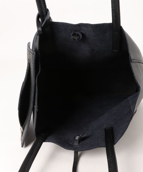 MARLON FIRENZE（マーロンフィレンツェ）の「Midium Tote Bag With Pouch（トートバッグ・レディース・キャメル/グリーン/ベージュ/ゴールド/グレー/グレイッシュブルー/シルバー/ライトベージュ/ブラック/ブラウン・ONE SIZE）」の15枚目の写真