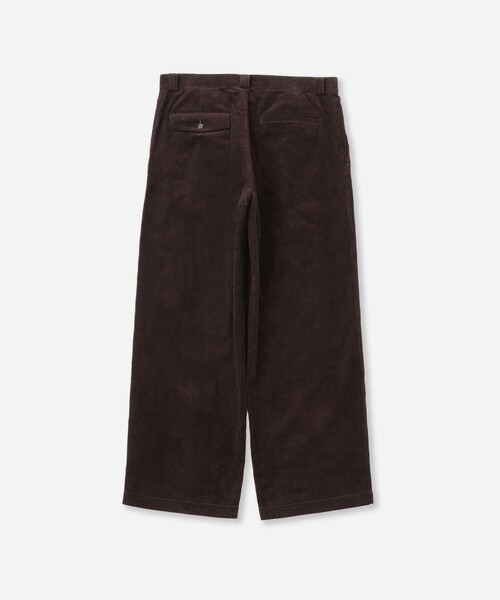 Saturdays NYC(サタデーズ ニューヨークシティ )の「George Corduroy Wide Two Tuck Pants(その他パンツ・メンズ・ダークブラウン・L/M/S/X-SMALL)」の6枚目の写真