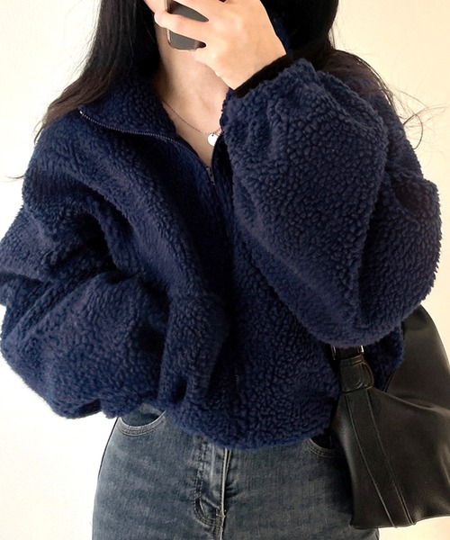 by LEGNA（バイレグナ）の「ふわもこボアショートジャケット（その他アウター・レディース・アイボリー/グレー/ネイビー・MEDIUM/LARGE/X-LARGE）」の2枚目の写真