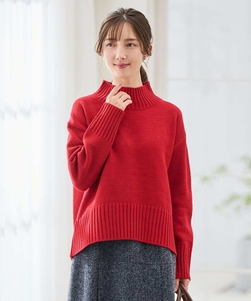 a.v.v(アーヴェヴェ)の「【WEB限定】クロップドバックスリットニット(ニット/セーター・レディース・クリーム/ブルー/チャコールグレー/アイボリー/レッド・36/40/38/42)」の6枚目の写真