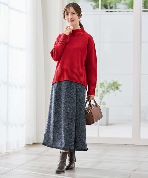 a.v.v(アーヴェヴェ)の「【WEB限定】クロップドバックスリットニット(ニット/セーター・レディース・クリーム/ブルー/チャコールグレー/アイボリー/レッド・36/40/38/42)」の10枚目の写真
