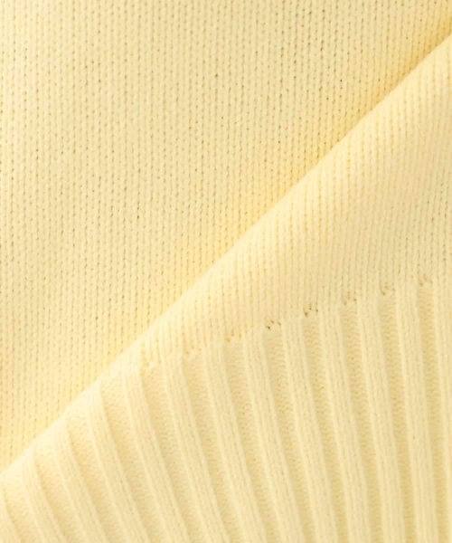 a.v.v（アーヴェヴェ）の「【WEB限定】クロップドバックスリットニット（ニット/セーター・レディース・クリーム/ブルー/チャコールグレー/アイボリー/レッド・36/40/38/42）」の13枚目の写真