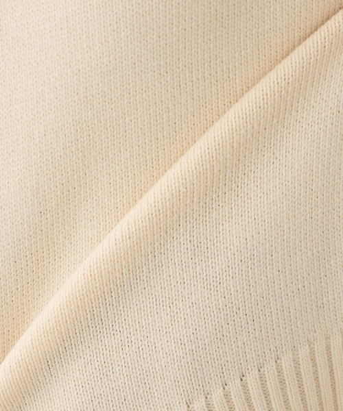 a.v.v（アーヴェヴェ）の「【WEB限定】クロップドバックスリットニット（ニット/セーター・レディース・クリーム/ブルー/チャコールグレー/アイボリー/レッド・36/40/38/42）」の8枚目の写真