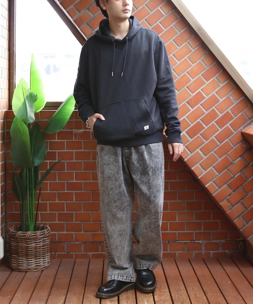 Calvin Klein(カルバン・クライン)の「Calvin Klein ワンポイント裏起毛パーカー(パーカー・メンズ・ブラック・X-LARGE/MEDIUM/LARGE)」の16枚目の写真