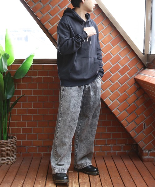 Calvin Klein(カルバン・クライン)の「Calvin Klein ワンポイント裏起毛パーカー(パーカー・メンズ・ブラック・X-LARGE/MEDIUM/LARGE)」の20枚目の写真