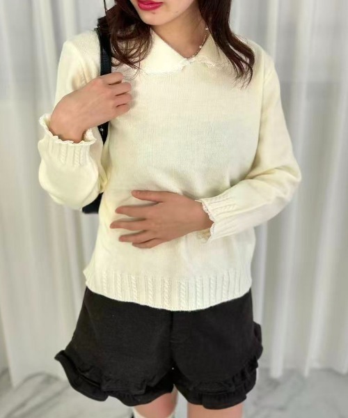 mebole(メボレ)の「Lace Collar Knit Sweater(ニット/セーター・レディース・ダークグレー/アイボリー/グレー・FREE)」の5枚目の写真