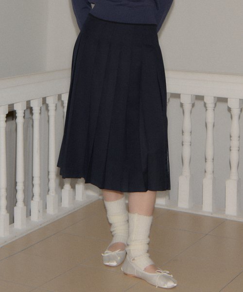 SALON DE YOHN（サロンドヨーン）の「Side Slit Pleated Midi Skirt_ Navy（スカート・レディース・その他・MEDIUM）」の3枚目の写真
