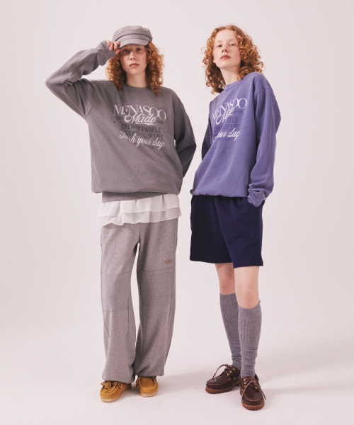 MENASOO(ミナス)の「Menasoo Pigment Oversized Sweatshirt_Gray(スウェット・レディース・ライトグレー・SMALL/MEDIUM)」の5枚目の写真