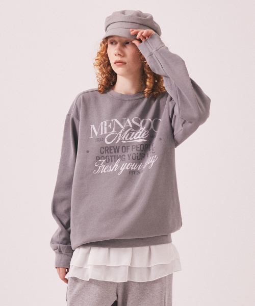 MENASOO(ミナス)の「Menasoo Pigment Oversized Sweatshirt_Gray(スウェット・レディース・ライトグレー・SMALL/MEDIUM)」の7枚目の写真