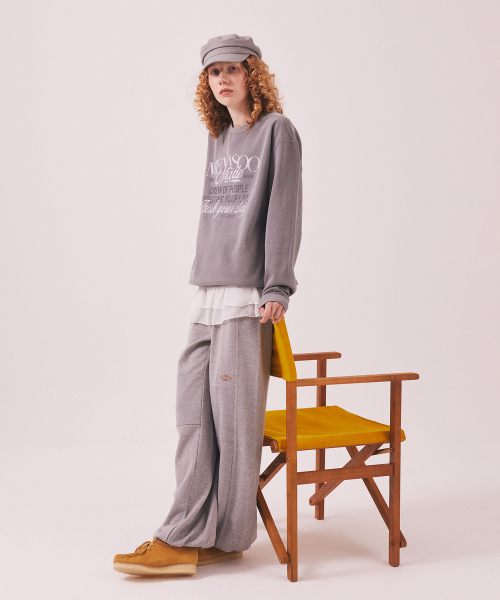 MENASOO(ミナス)の「Menasoo Pigment Oversized Sweatshirt_Gray(スウェット・レディース・ライトグレー・SMALL/MEDIUM)」の9枚目の写真