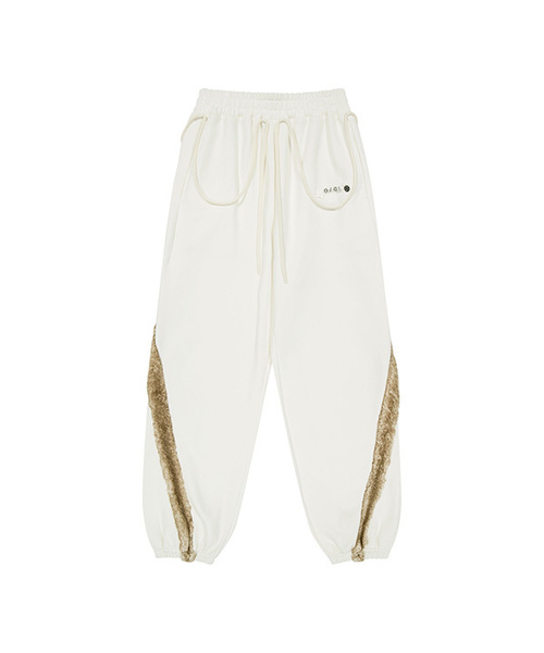 OJOS(オホス)の「Side Fur Trim Sweatpants / Ivory(スウェットパンツ・レディース・その他・1/2/3)」の1枚目の写真