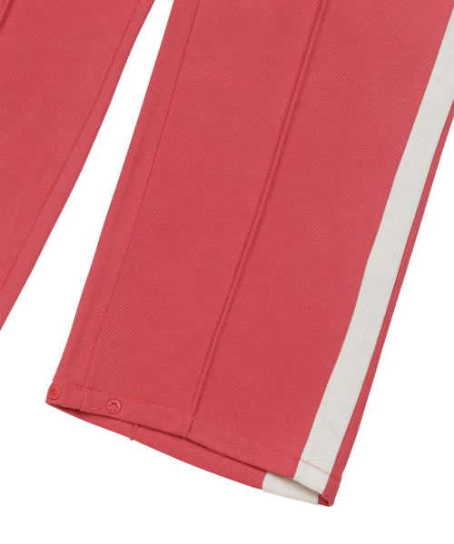 SUNDAY FRUIT MARKET（サンデーフルーツマーケット）の「SUNDAY JERSEY TRACK PANT RED（スウェットパンツ・メンズ・その他・LARGE/SMALL/MEDIUM）」の3枚目の写真