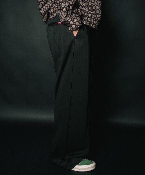 NineMicrophones（ナインマイクロフォンズ）の「SWEAT CHICANO PANTS（スウェットパンツ・メンズ・グレー/ブラック・MEDIUM）」の13枚目の写真