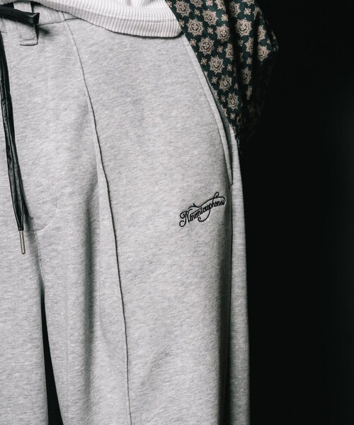 NineMicrophones（ナインマイクロフォンズ）の「SWEAT CHICANO PANTS（スウェットパンツ・メンズ・グレー/ブラック・MEDIUM）」の4枚目の写真