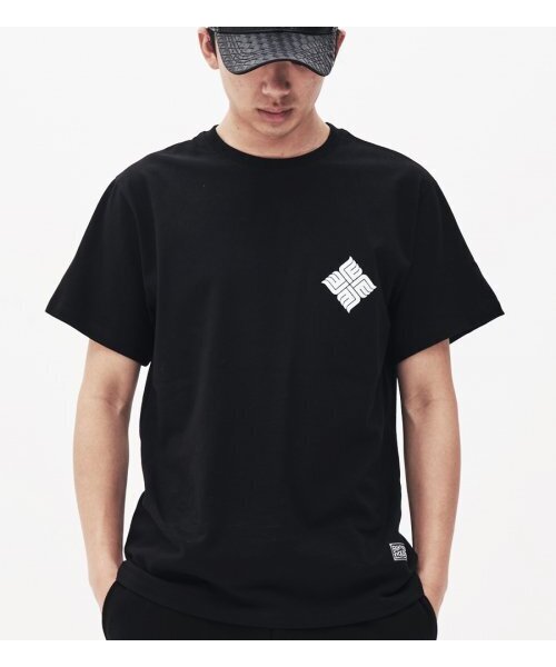 EIGHTVOLUME(エイトボリューム)の「EVナックルブレードブラックT(Tシャツ/カットソー・メンズ・その他・LARGE/MEDIUM)」の5枚目の写真