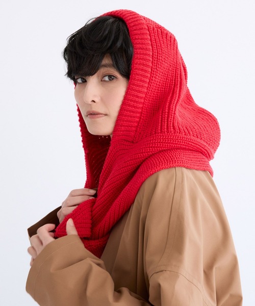 BARNYARDSTORM(バンヤードストーム)の「BARNYARDSTORM / フード付きニットストール【WEB限定カラー】(ストール/ショール・レディース・ブラック/ベージュ/レッド/グレー・FREE)」の4枚目の写真