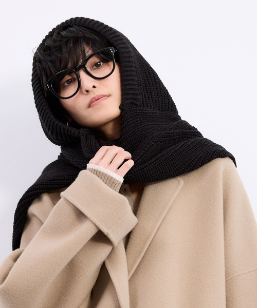 BARNYARDSTORM(バンヤードストーム)の「BARNYARDSTORM / フード付きニットストール【WEB限定カラー】(ストール/ショール・レディース・ブラック/ベージュ/レッド/グレー・FREE)」の2枚目の写真