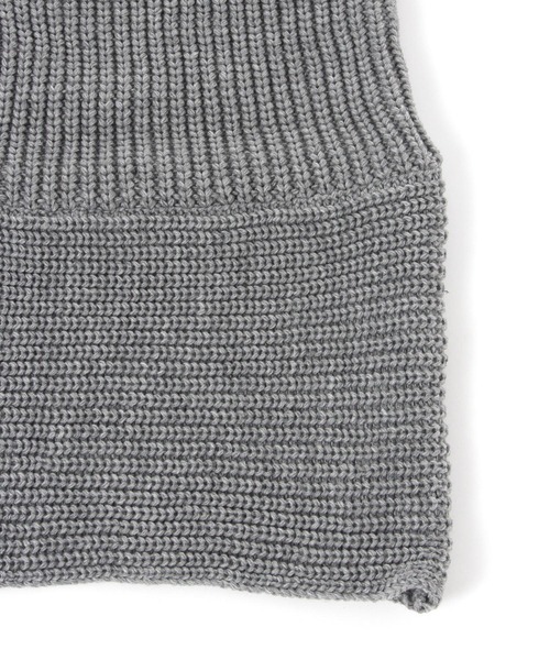 BARNYARDSTORM(バンヤードストーム)の「BARNYARDSTORM / フード付きニットストール【WEB限定カラー】(ストール/ショール・レディース・ブラック/ベージュ/レッド/グレー・FREE)」の6枚目の写真