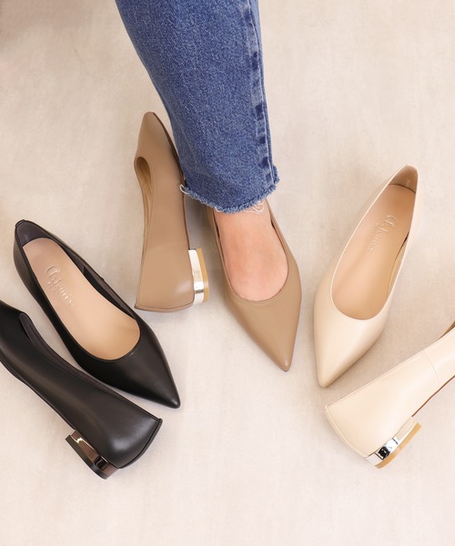 artemis by DIANA（アルテミスバイダイアナ）の「メタリックヒール　ポインテッドトゥフラットシューズ（パンプス・レディース・ブラック/アイボリー/ダークベージュ・22.0cm/22.5cm/23.0cm/23.5cm/24.0cm/24.5cm/25.0cm）」の12枚目の写真