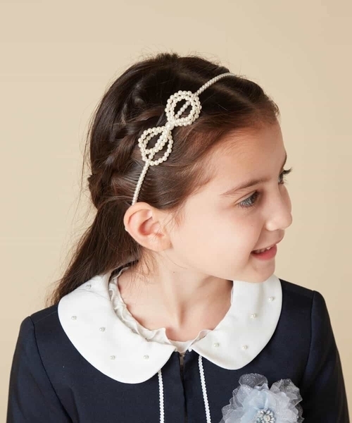 a.v.v（アーヴェヴェ）の「[KIDS][セレモニー]パール調カチューシャ（カチューシャ・キッズ・アイボリー・120）」の17枚目の写真