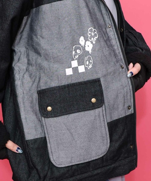 ScoLar(スカラー)の「ScoLar(スカラー) 落書きモザイク柄デニム×ボアジャケット(デニムジャケット・レディース・ネイビー/ブラック・MEDIUM)」の10枚目の写真