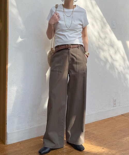 LBC(エルビーシー)の「コットンベイカーワイドパンツ(その他パンツ・レディース・チャコール/カーキ/オフホワイト・L/M)」の14枚目の写真