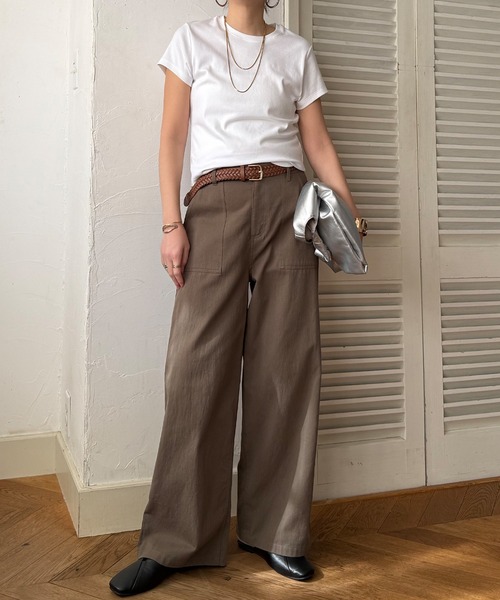 LBC(エルビーシー)の「コットンベイカーワイドパンツ(その他パンツ・レディース・チャコール/カーキ/オフホワイト・L/M)」の15枚目の写真