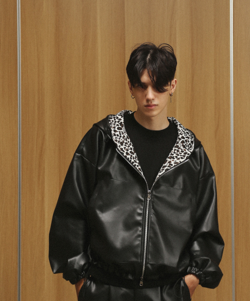 ROCKPSYCHO(ロックサイコ)の「リバーシブルヒョピジャケットアイボリー(ライダースジャケット・メンズ・ブラック・MEDIUM/LARGE)」の4枚目の写真