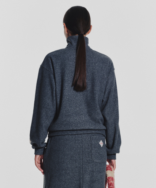 MENASOO(ミナス)の「Terry Fleece Sweatshirt Half Zip Up_Charcoal(スウェット・レディース・チャコール・1/2)」の4枚目の写真