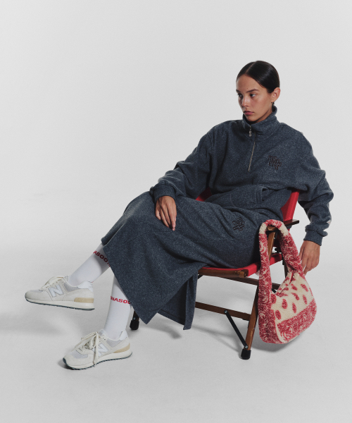 MENASOO(ミナス)の「Terry Fleece Sweatshirt Half Zip Up_Charcoal(スウェット・レディース・チャコール・1/2)」の10枚目の写真