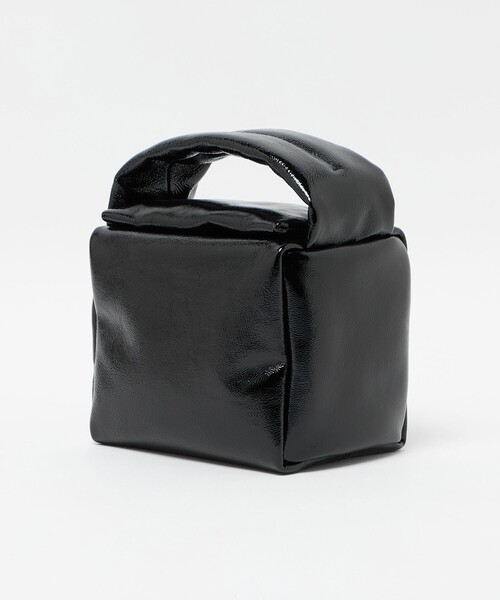 ODETTE E ODILE(オデットエオディール)の「<Bucket Baggage> Puff Cube Small BL(ハンドバッグ・レディース・ブラック・FREE)」の6枚目の写真