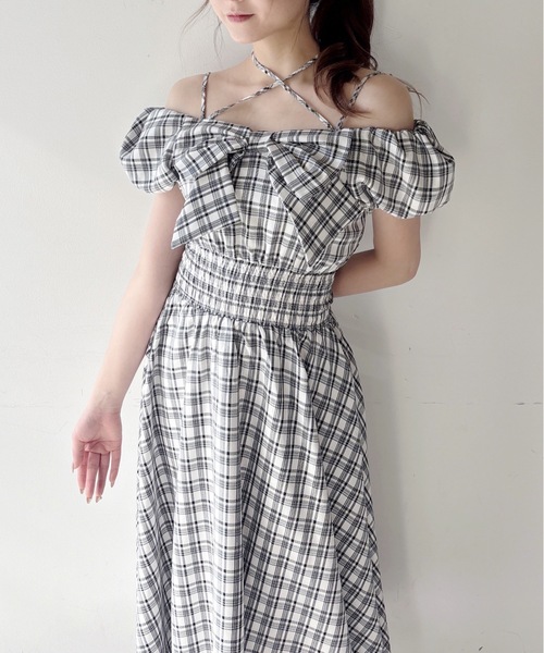 one way(ワンウェイ)の「リボンオフショルワンピース(ワンピース・レディース・ブラック/ホワイト/ホワイト系その他・FREE)」の14枚目の写真