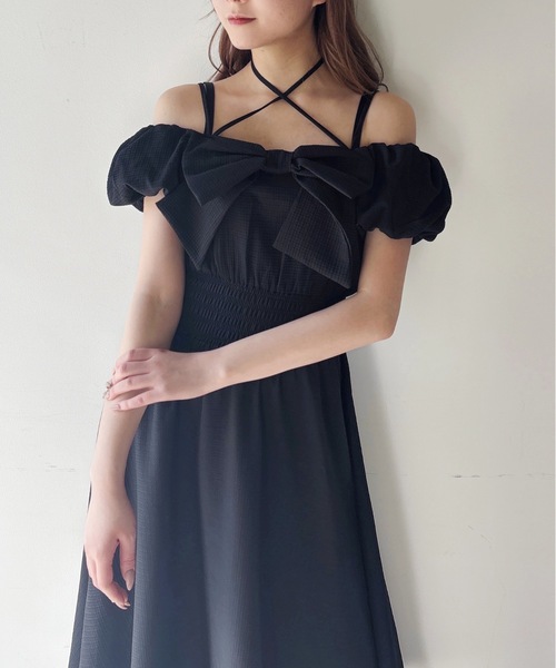 one way(ワンウェイ)の「リボンオフショルワンピース(ワンピース・レディース・ブラック/ホワイト/ホワイト系その他・FREE)」の18枚目の写真