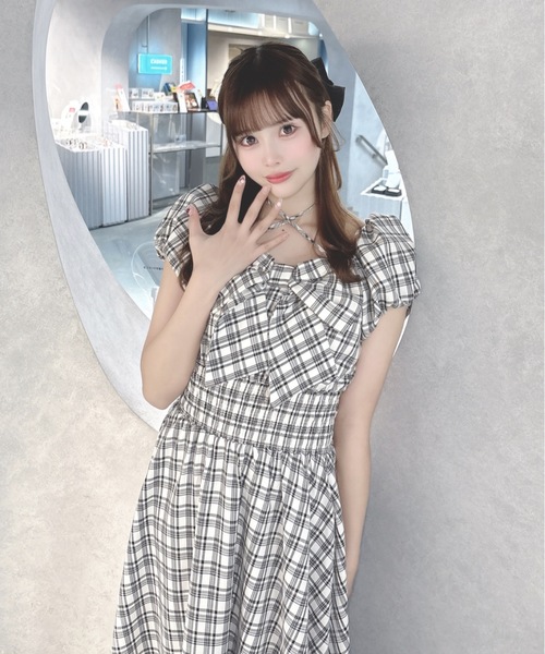 one way(ワンウェイ)の「リボンオフショルワンピース(ワンピース・レディース・ブラック/ホワイト/ホワイト系その他・FREE)」の10枚目の写真