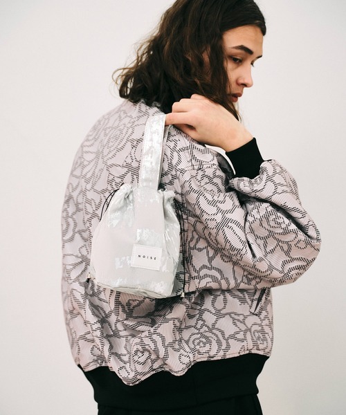 NOISE MAKER(ノイズメーカー)の「2WAYドローストリングバッグ(ショルダーバッグ・レディース・ブラック系その他/シルバー系その他・FREE)」の12枚目の写真