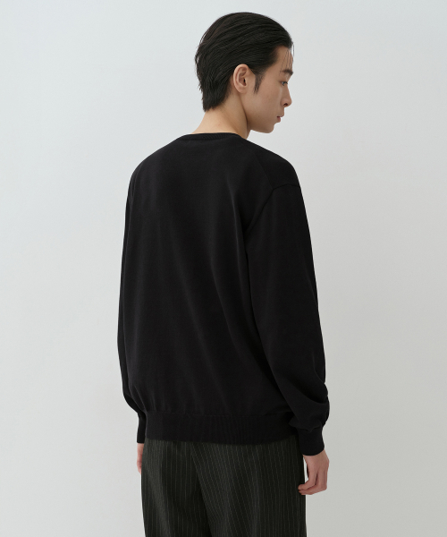 MUSINSA STANDARD（ムシンサスタンダード）の「ウォッシャブルスーピマコットンヘンリーネックニット[ブラック]（ニット/セーター・メンズ・その他・LARGE/X-LARGE/MEDIUM/2XL/SMALL）」の4枚目の写真
