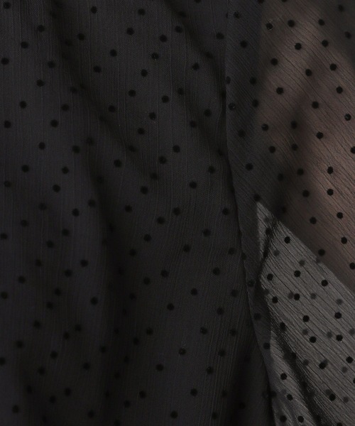 GLOBAL WORK(グローバルワーク)の「MATINEE LINE/アソートシャーリングブラウス/632551(シャツ/ブラウス・レディース・ブラック/ライトベージュ/その他/ホワイト系その他2・LARGE/MEDIUM)」の9枚目の写真