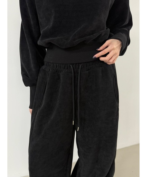 Didot.showroom(ディドット ショールーム)の「【DIDOT.】ピンタックワイドパンツ(フリース裏起毛・裾絞り可能)(スウェットパンツ・レディース・ネイビー/ブラック/ブラウン・FREE)」の7枚目の写真