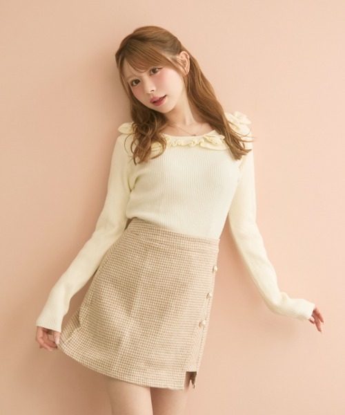 TITTY&CO.(ティティーアンドコー)の「ローズリブニット(ニット/セーター・レディース・グレー/ベージュ/ブラック/アイボリー/ブルー・FREE)」の2枚目の写真