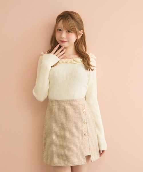 TITTY&CO.(ティティーアンドコー)の「ローズリブニット(ニット/セーター・レディース・グレー/ベージュ/ブラック/アイボリー/ブルー・FREE)」の8枚目の写真