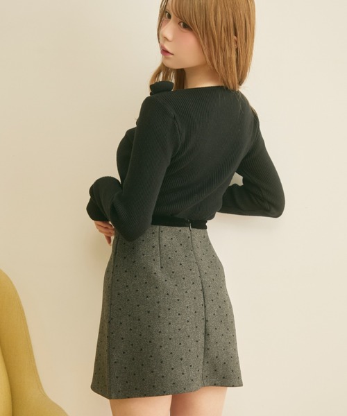 TITTY&CO.(ティティーアンドコー)の「ローズリブニット(ニット/セーター・レディース・グレー/ベージュ/ブラック/アイボリー/ブルー・FREE)」の17枚目の写真