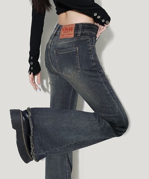 CANVAS+(キャンバスプラス)の「【CANVAS+】裾フリンジストレッチフレアデニムパンツ(デニムパンツ・レディース・ブルー・S/M/L)」の1枚目の写真