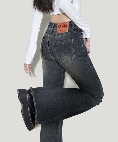 CANVAS+(キャンバスプラス)の「【CANVAS+】裾フリンジストレッチフレアデニムパンツ(デニムパンツ・レディース・ブルー・S/M/L)」の7枚目の写真