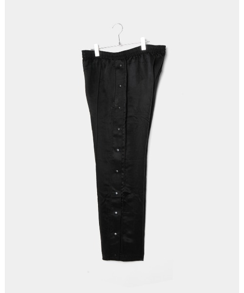 APPLEBUM（アップルバム）の「Cupra Satin Tearaway Pants（その他パンツ・メンズ・オリーブ/ブラック・LARGE/X-LARGE/MEDIUM）」の16枚目の写真