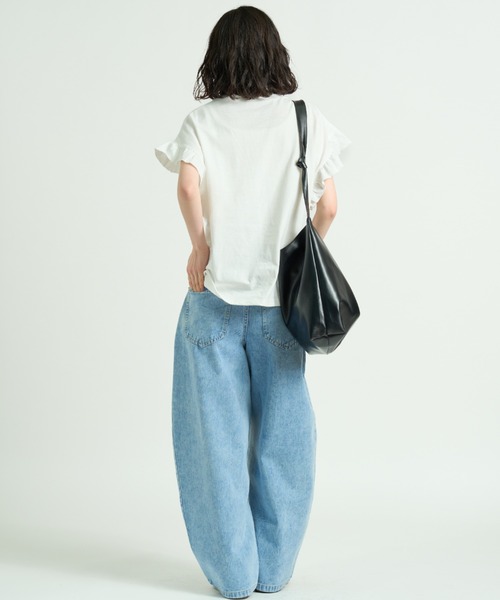 A.D.C.L.（エーディーシーエル）の「デニム ボリュームカーブパンツ（デニムパンツ・レディース・ネイビー/サックスブルー・M/L）」の16枚目の写真