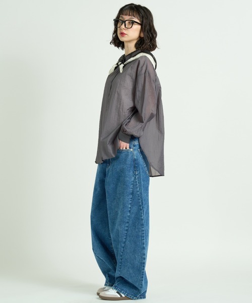 A.D.C.L.（エーディーシーエル）の「デニム ボリュームカーブパンツ（デニムパンツ・レディース・ネイビー/サックスブルー・M/L）」の20枚目の写真