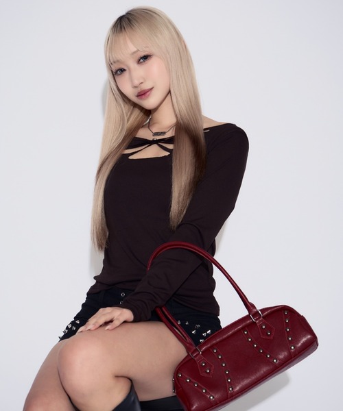 tinkerend(ティンカーエンド)の「Cutout Charm Tops / カットアウトチャームトップス(Tシャツ/カットソー・レディース・ブラック・FREE)」の11枚目の写真