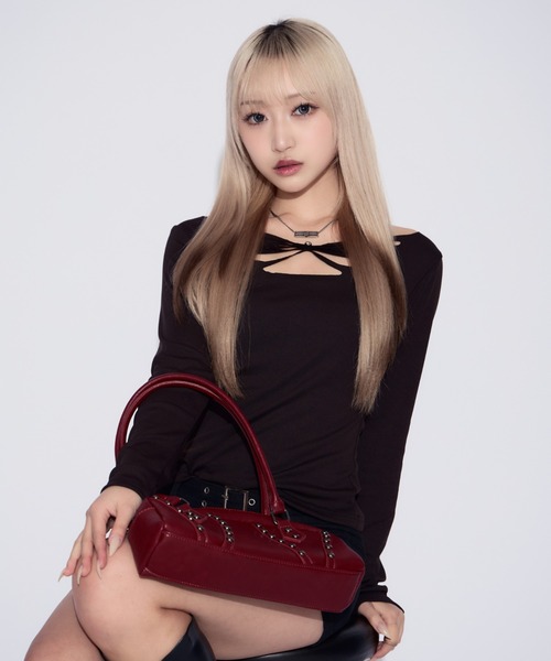 tinkerend(ティンカーエンド)の「Cutout Charm Tops / カットアウトチャームトップス(Tシャツ/カットソー・レディース・ブラック・FREE)」の12枚目の写真