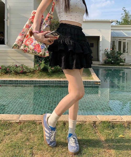 Nia(ニア)の「Nia(ニア)/レイヤード レースミニスカート(スカート・レディース・ホワイト/アイボリー/ブラック・SMALL/MEDIUM)」の20枚目の写真