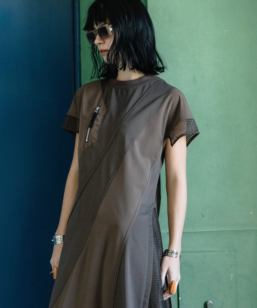 AULA AILA（アウラアイラ）の「スラントスイッチングワンピース（ワンピース・レディース・ブラウン/チャコールグレー/ブラック・0）」の4枚目の写真